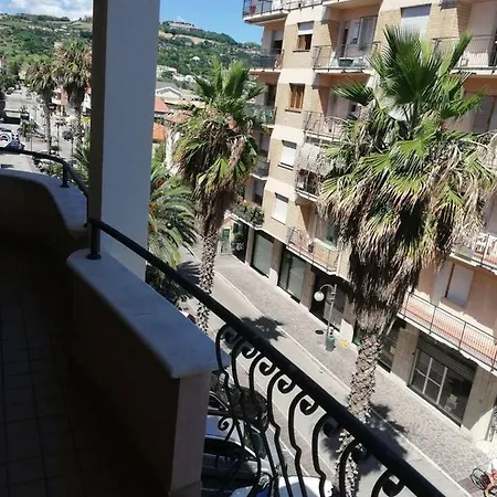 Apartment Affitasi Per Periodo Estivo Tortoreto